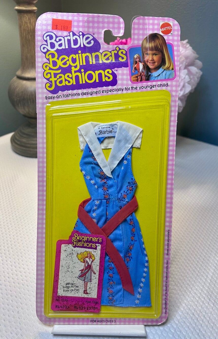 Vintage Barbie Beginner’s Fashions #1370 Mattel Carded Outfit Blue Floral Dress